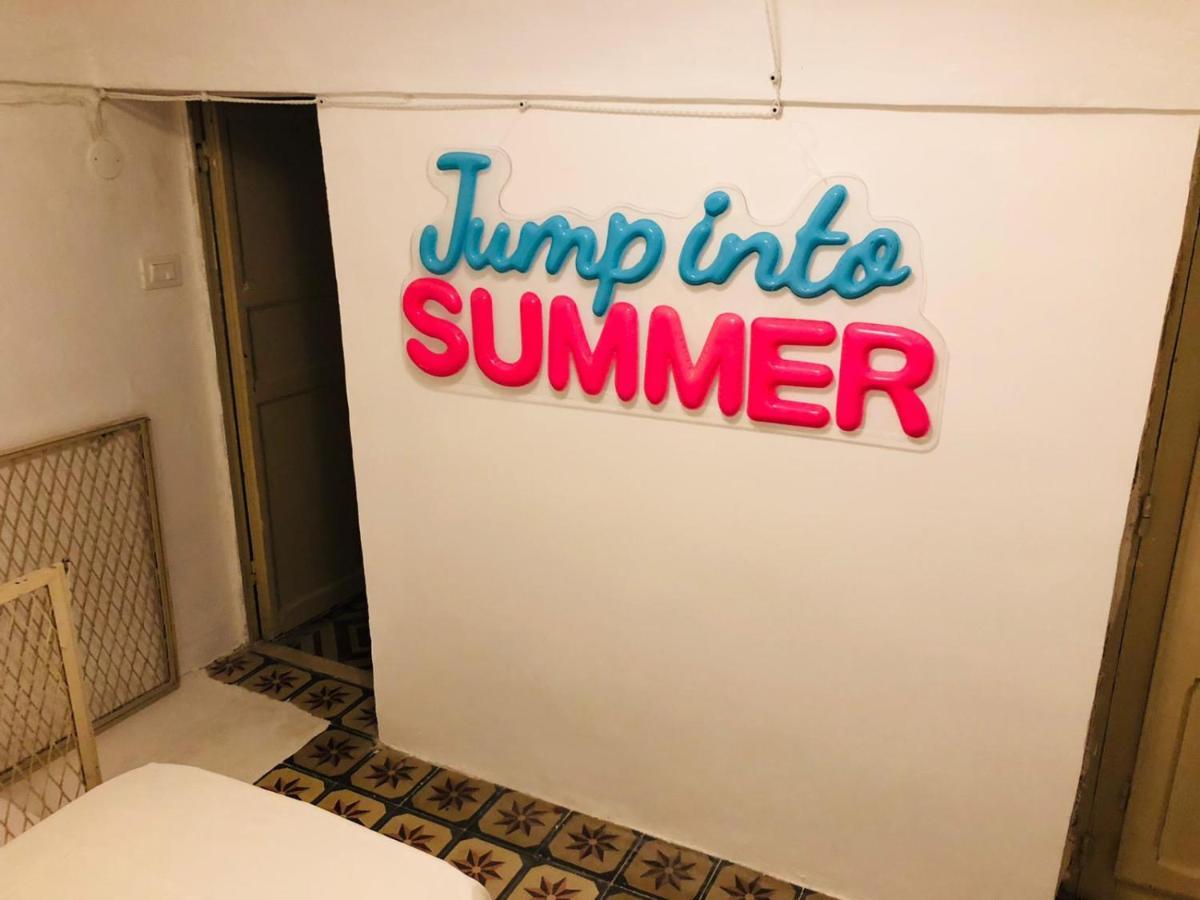 トラーパニDonna Jonaアパートメント エクステリア 写真
